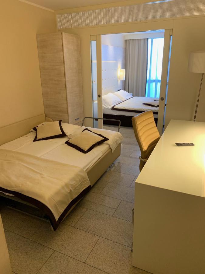 Hotel San Carlo Lignano Sabbiadoro Eksteriør bilde